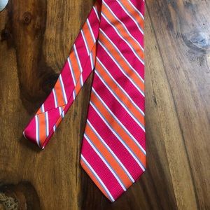 MENS BROOKS BROTHERS 100% SILK TIE